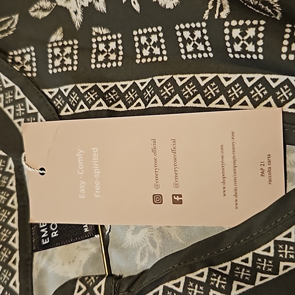 NWT Olive Green and white pullover dress. Women's size Medium. - Picture 9 of 11